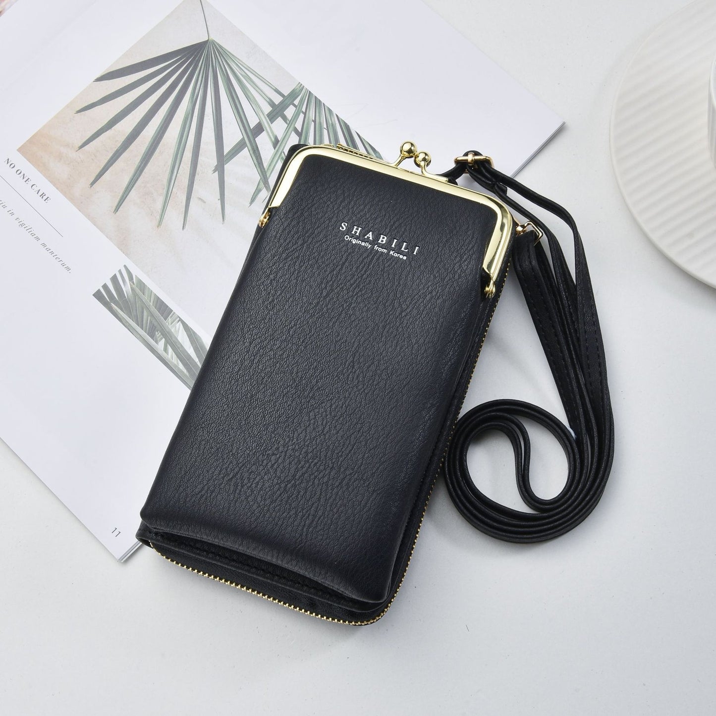 Large-capacity Crossbody Shoulder Bag With Zippered Storage