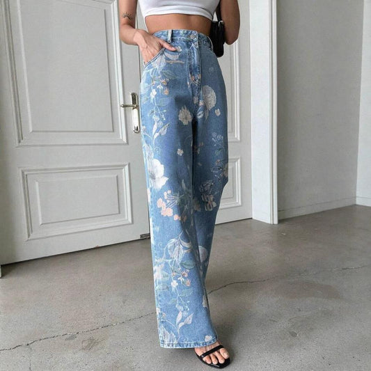 Damejeans i amerikansk vintage-stil med blåt blomstermønster
