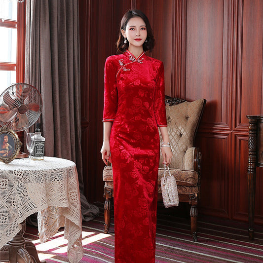 Solid-color Vintage-style Velvet Qipao Perfect For Moms And Women