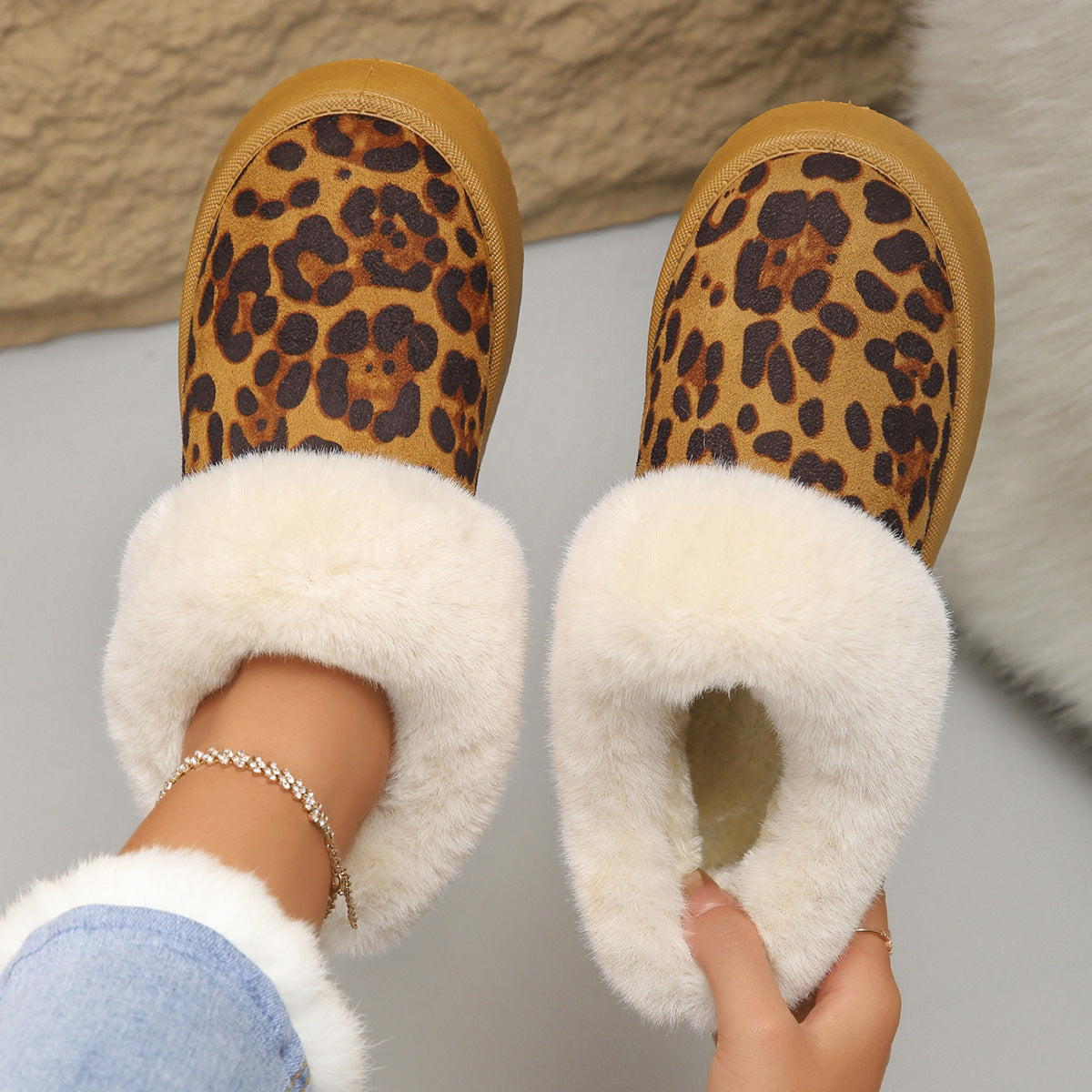 New Stylish And Chic Leopard-print French-style Velvet-lined Warm Thick-soled Cotton Shoes