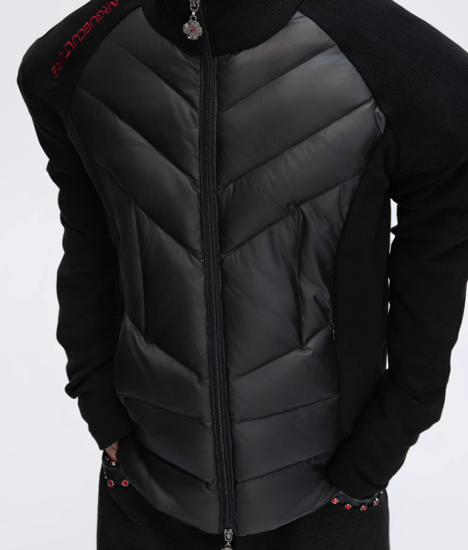 Innovative Extra-thick And Warm Down Jacket Thats Skin-friendly And Form-fitting
