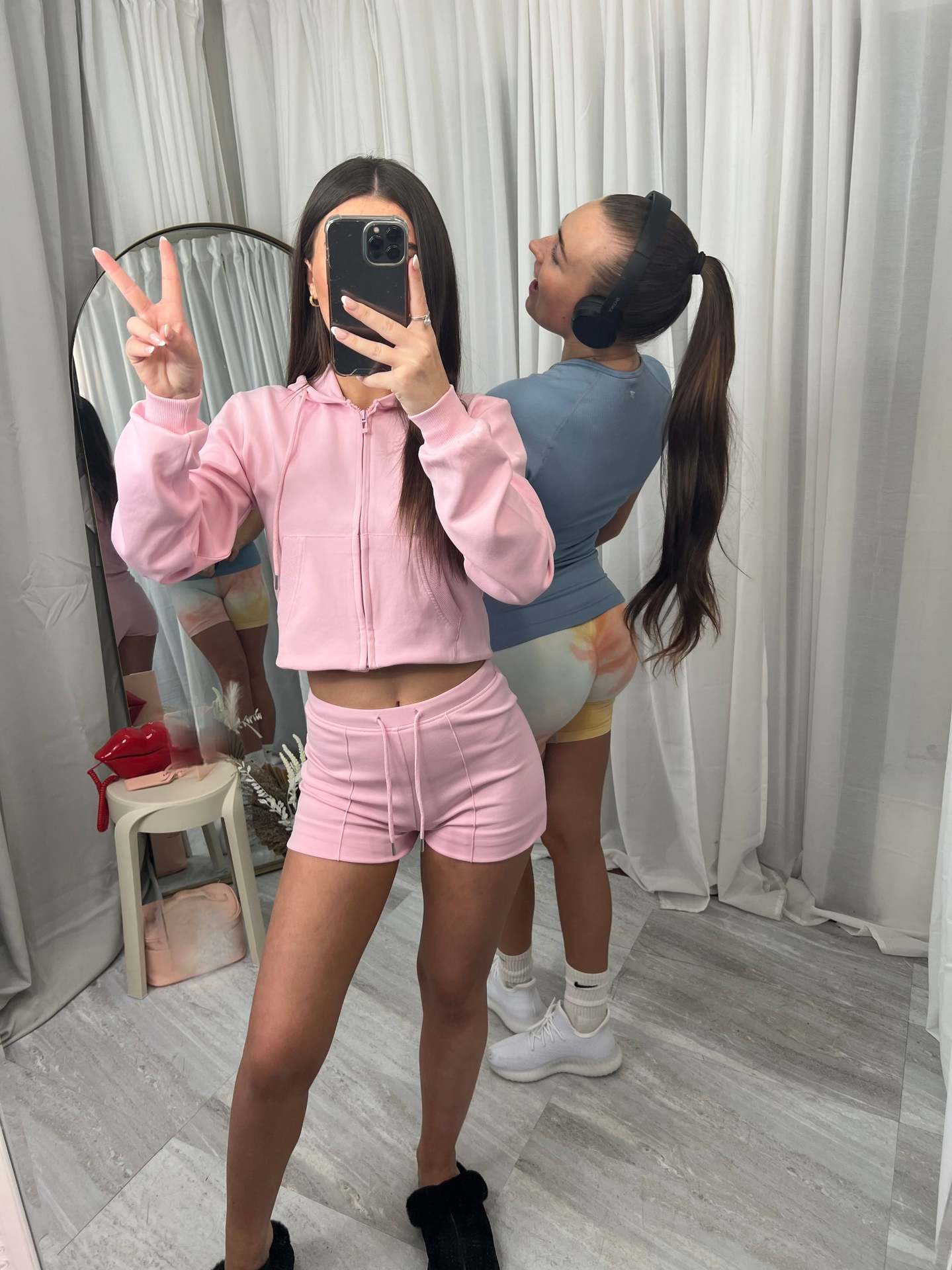 Dame Hættetrøje Oversized Sweatshirt Med Lommer Og Shorts Todelt Sæt