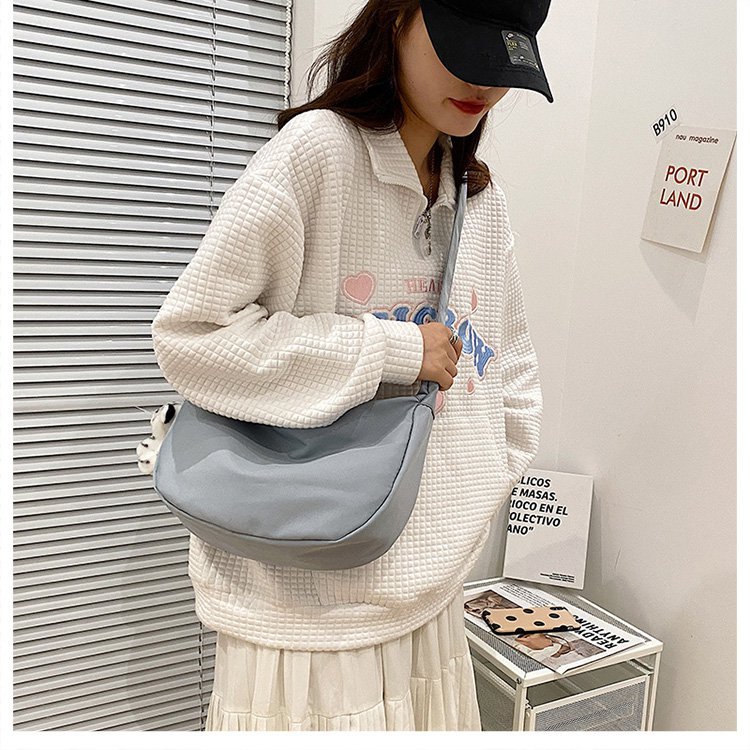 Nylon Fabric Texture Dumpling Bag Simple Crossbody Selenodont Bag