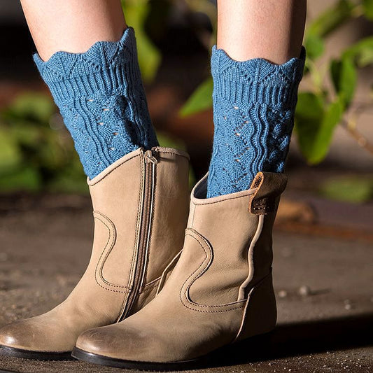 Women's Warm Fashionable Short Hollow Socks