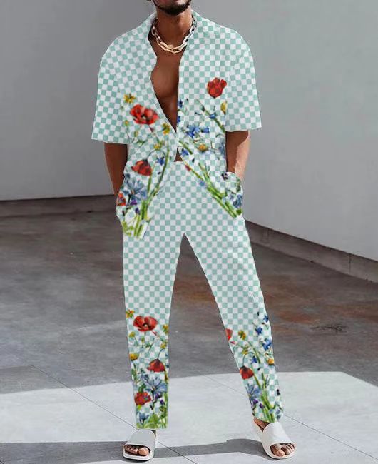 Mode for mænd: Outfit med kortærmet skjorte med digitaltryk