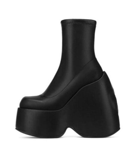 Autumn And Winter New Street Style Thick Soled Women's Boots