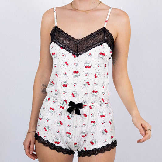 Lace-trimmed Sexy And Alluring One-piece Suspender Pants For Women