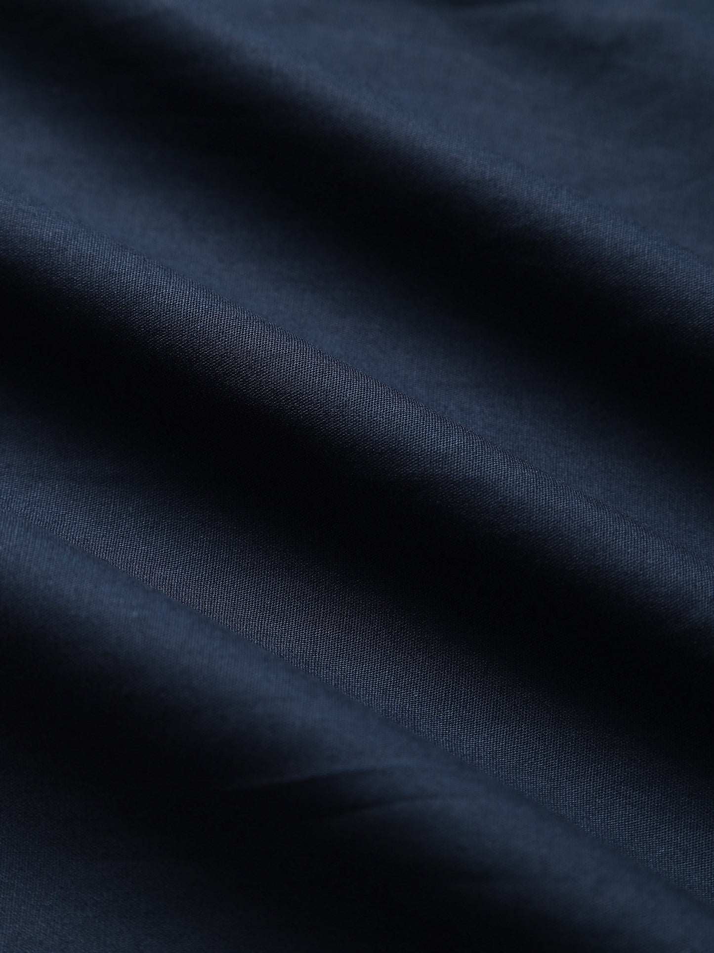 Cool And Casual Long-sleeved Shirt In Contrasting Colors For A Teenage Man