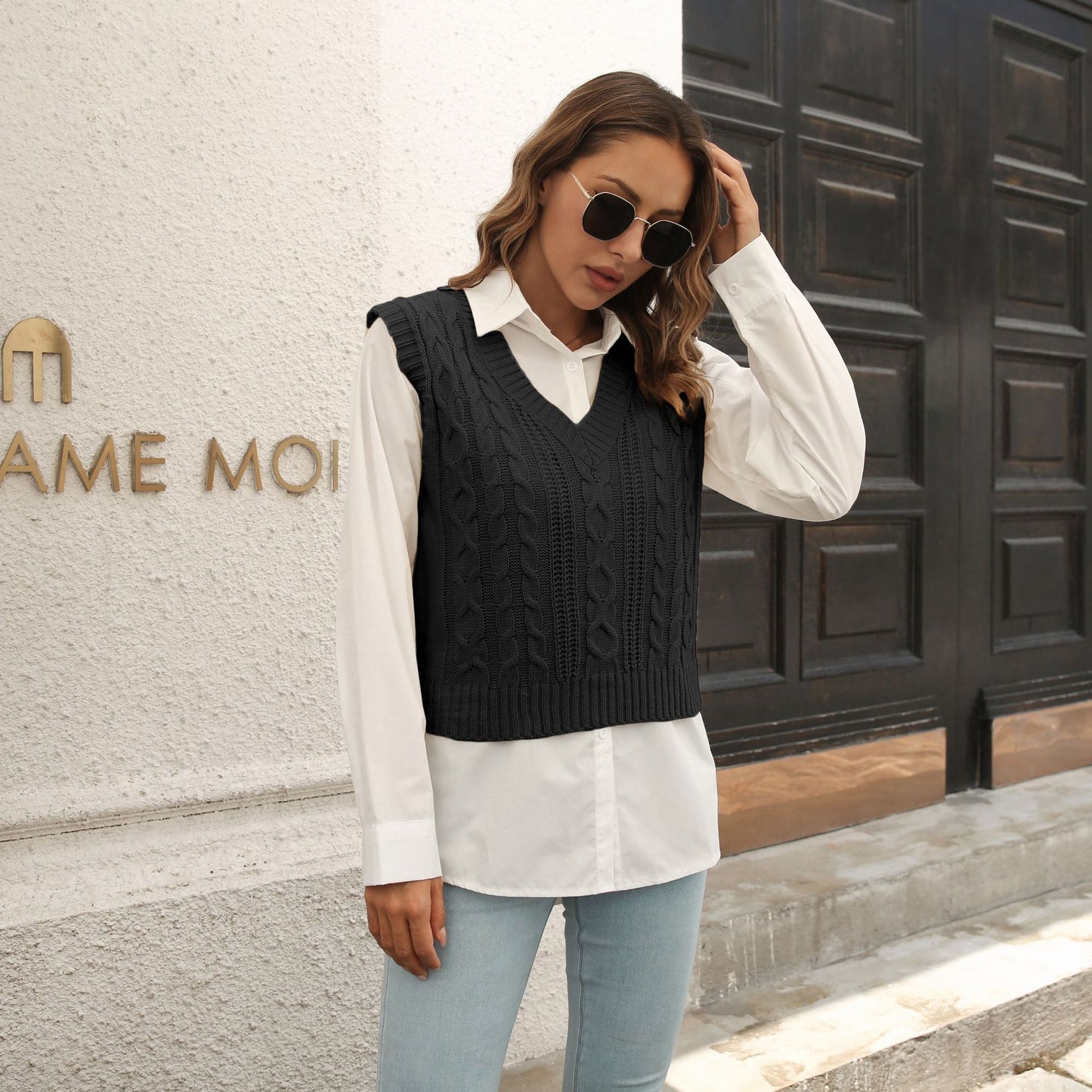 Twist Women's Knitted Vest Sweater