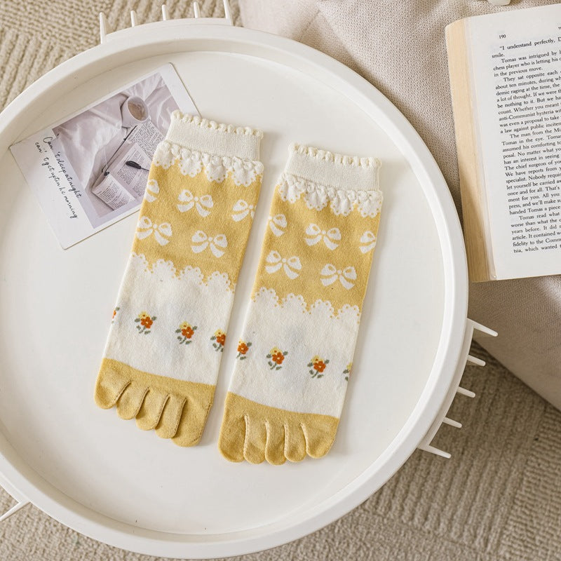 Dot Floret Japanese Finger Socks