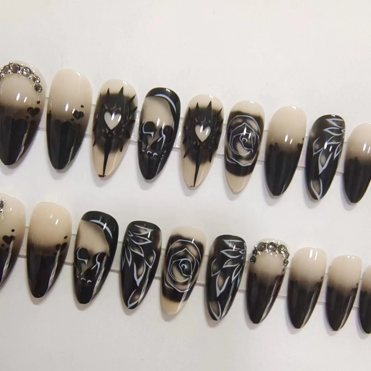 Wear Jia Wansheng Skull Pointed Long