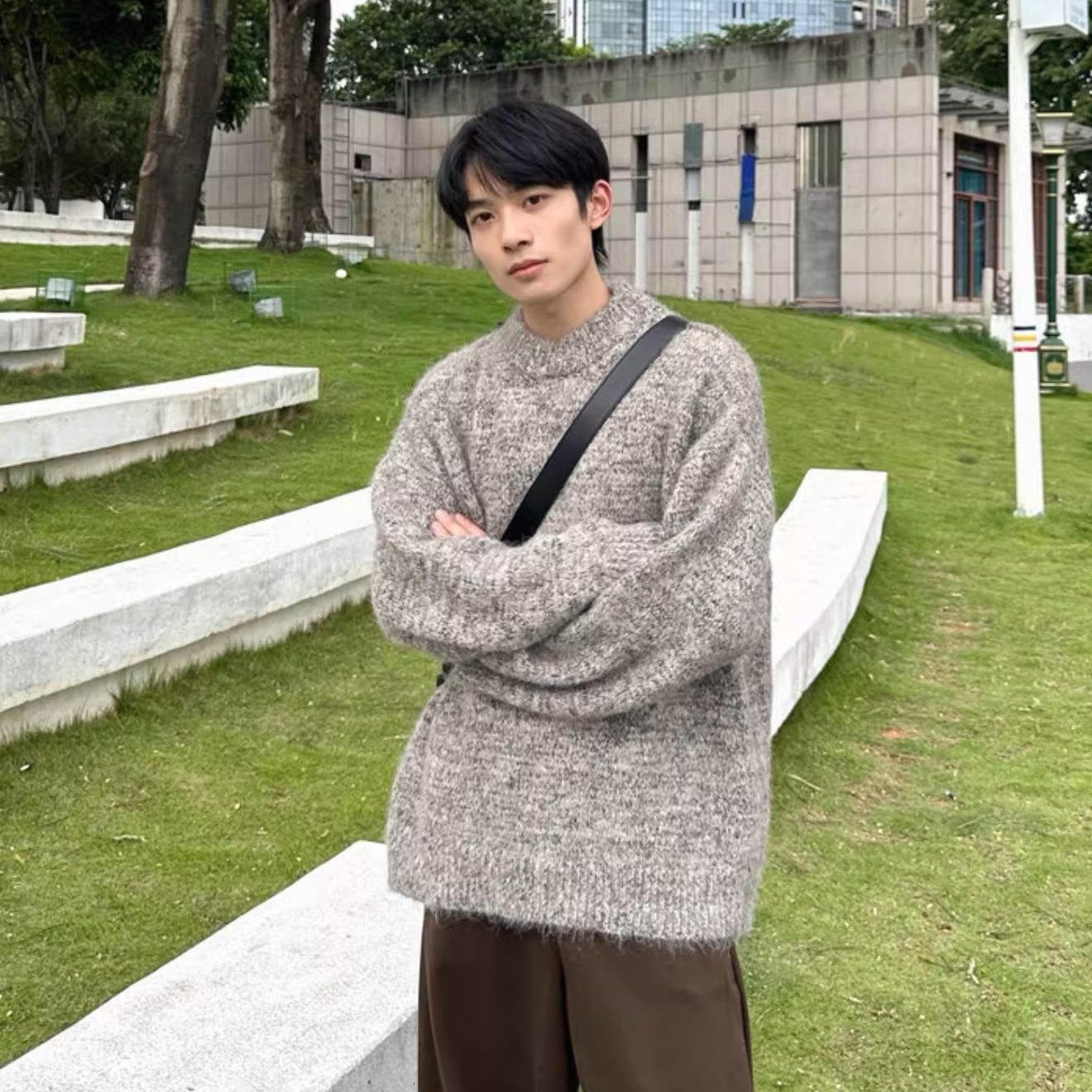 Crew-neck Sweater Loose Laid-back Knit Top Trendy Style