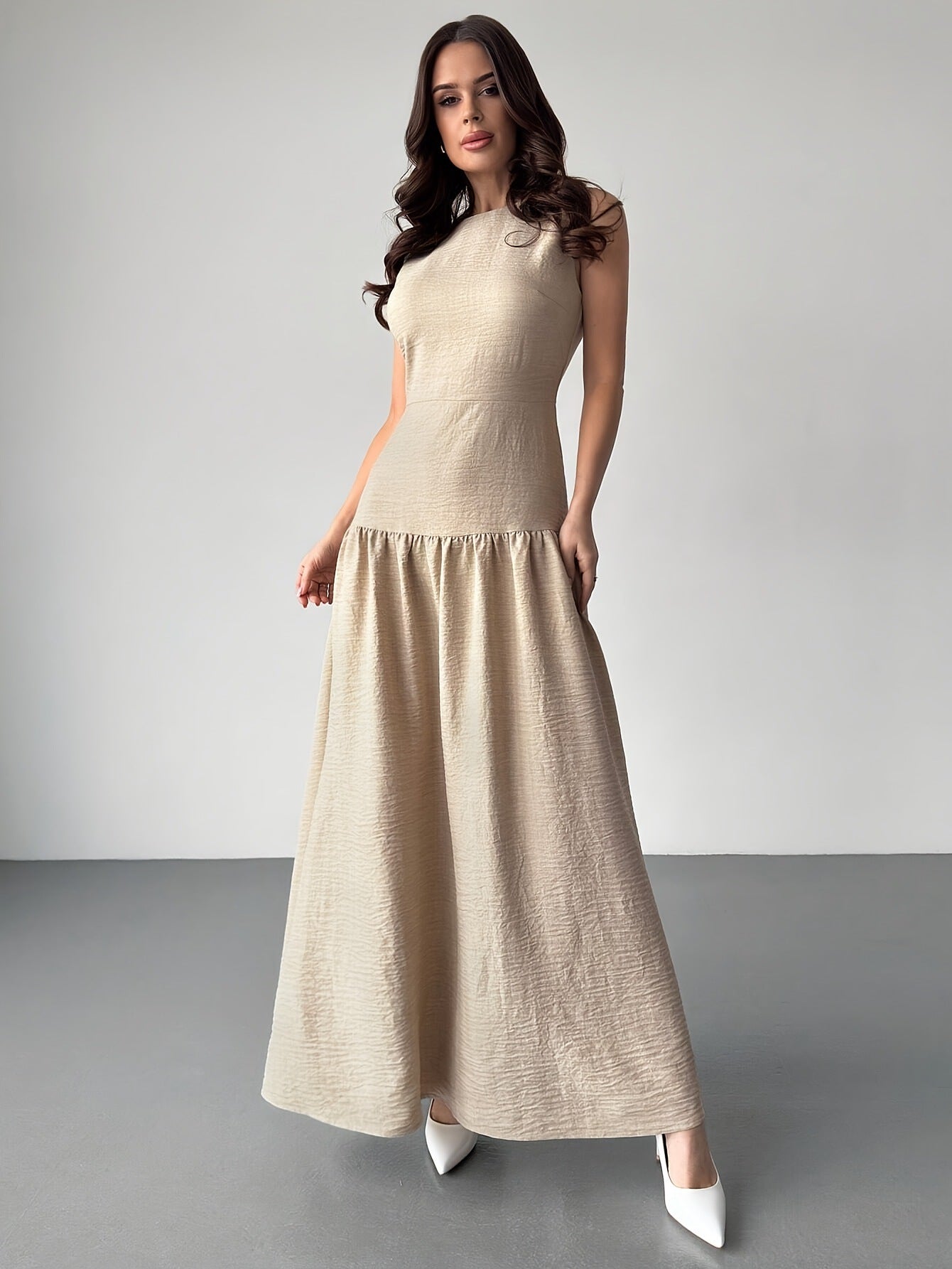 Elegant Ærmeløs Maxikjole til Kvinder i Vintage Linned
