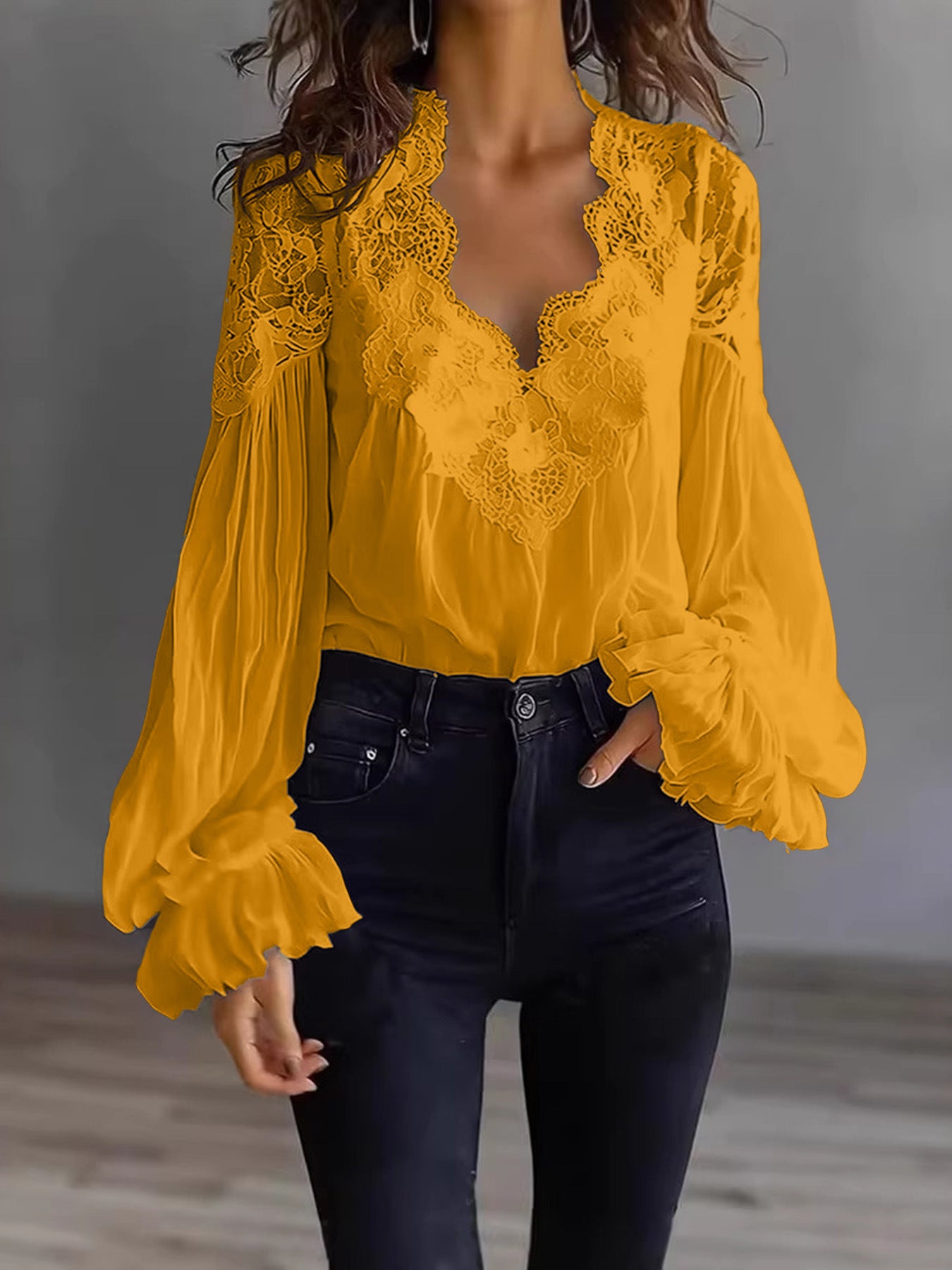 Lace-panelled Ruffled Puff-sleeve Pleated Shirt