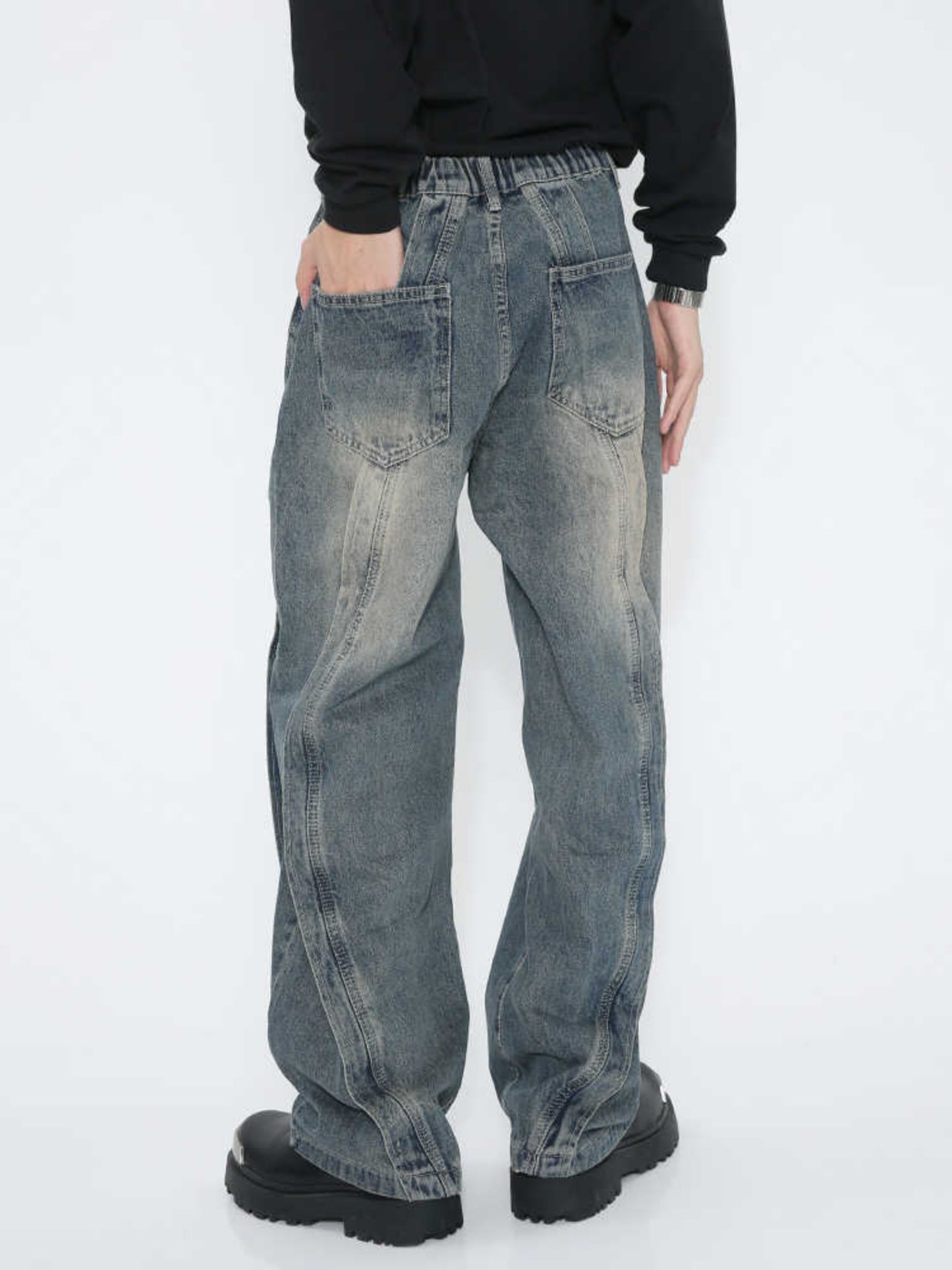 Design Inspired Loose Straight Leg Mid Waist Jeans