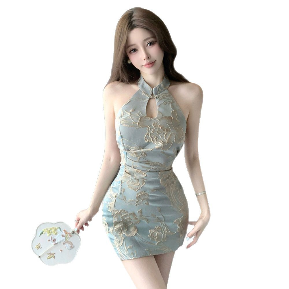 Chinese-style Traditional-heritage Embroidered Sleeveless Halter Bodycon Dress