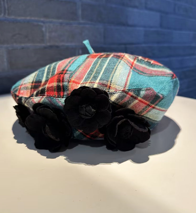 Sweet And Charming Little Hat For Ladies