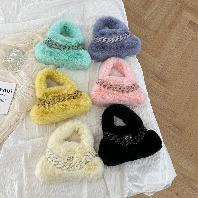 New Stylish Acrylic Chain Fluffy Bag For Commuting