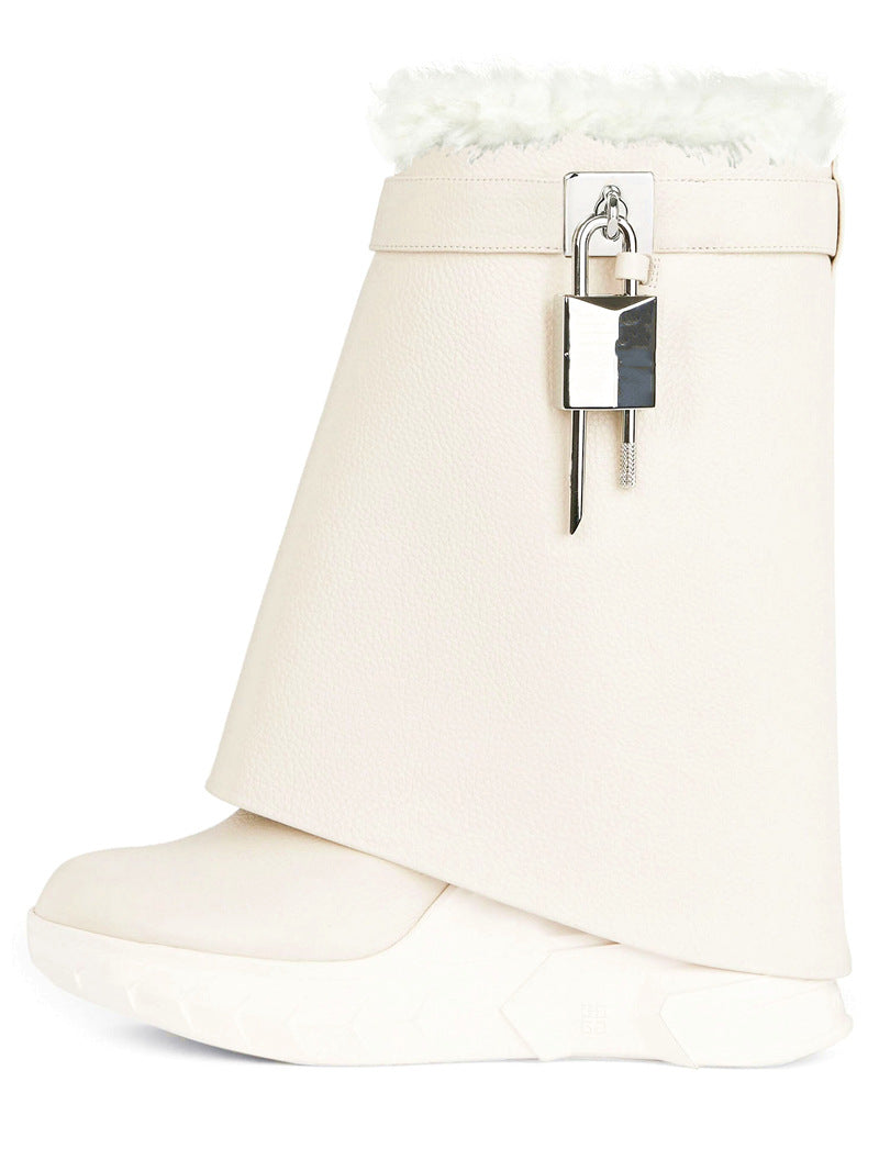 Oversized Women's Plush Mid Length Boots