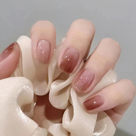 Simple Color-Block Nail Art For A Fairer Look 24-piece Wearable Nail Tips With Gradient Design