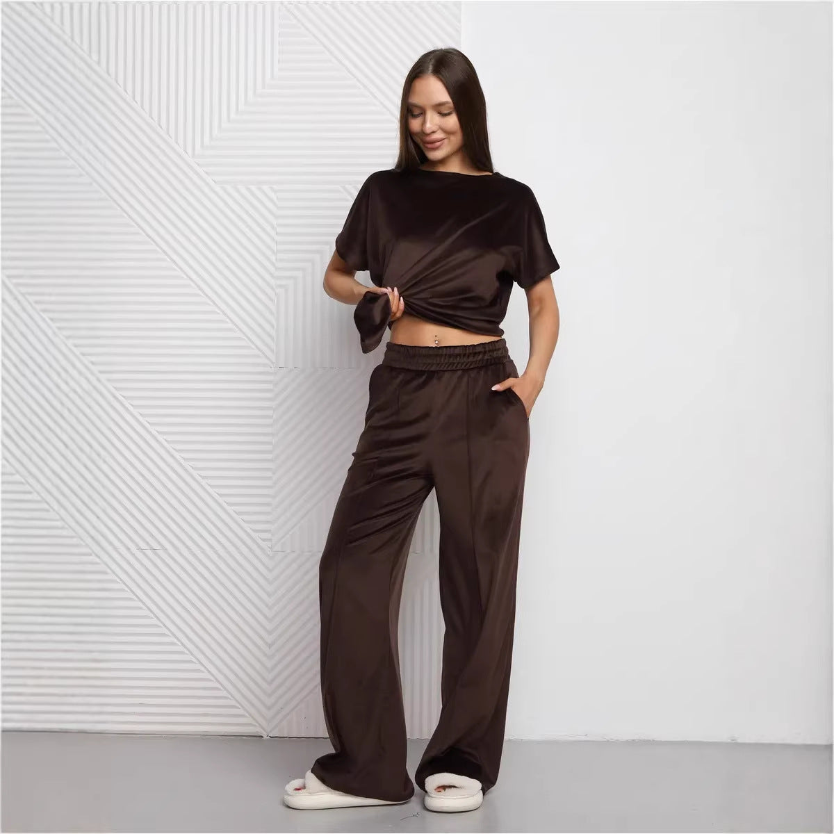 Women's Short-sleeve Top And Pants Set