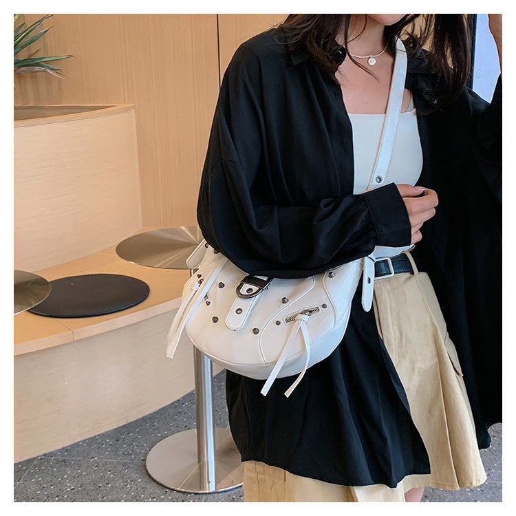 Dumpling Leisure Commute French Rivet Motorcycle Bag