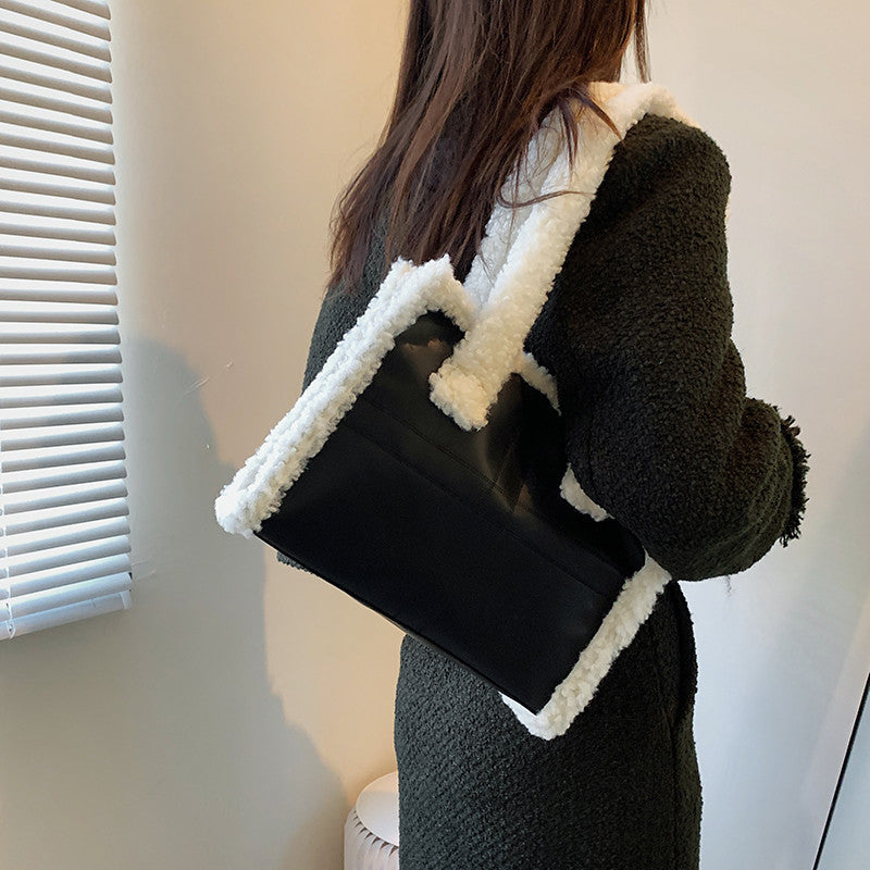 Fashion Portable Casual Western Style One-shoulder Furry Messenger Bag