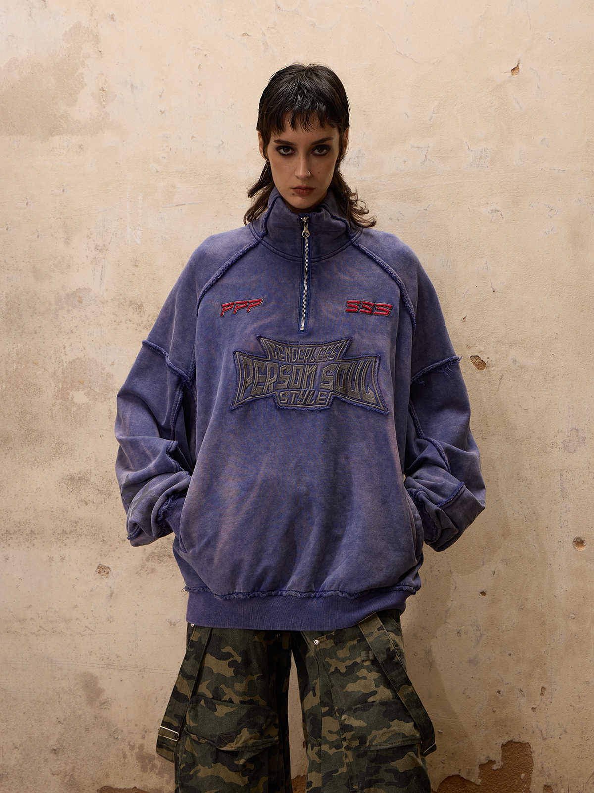 Embroidered Tie-Dye Textured Stand-Up Collar Sweatshirt