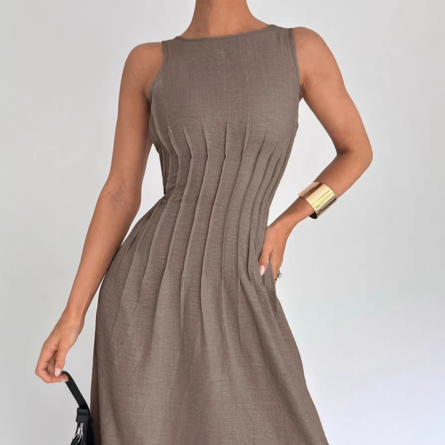 Solid-color Sleeveless Elegant Dress New Style