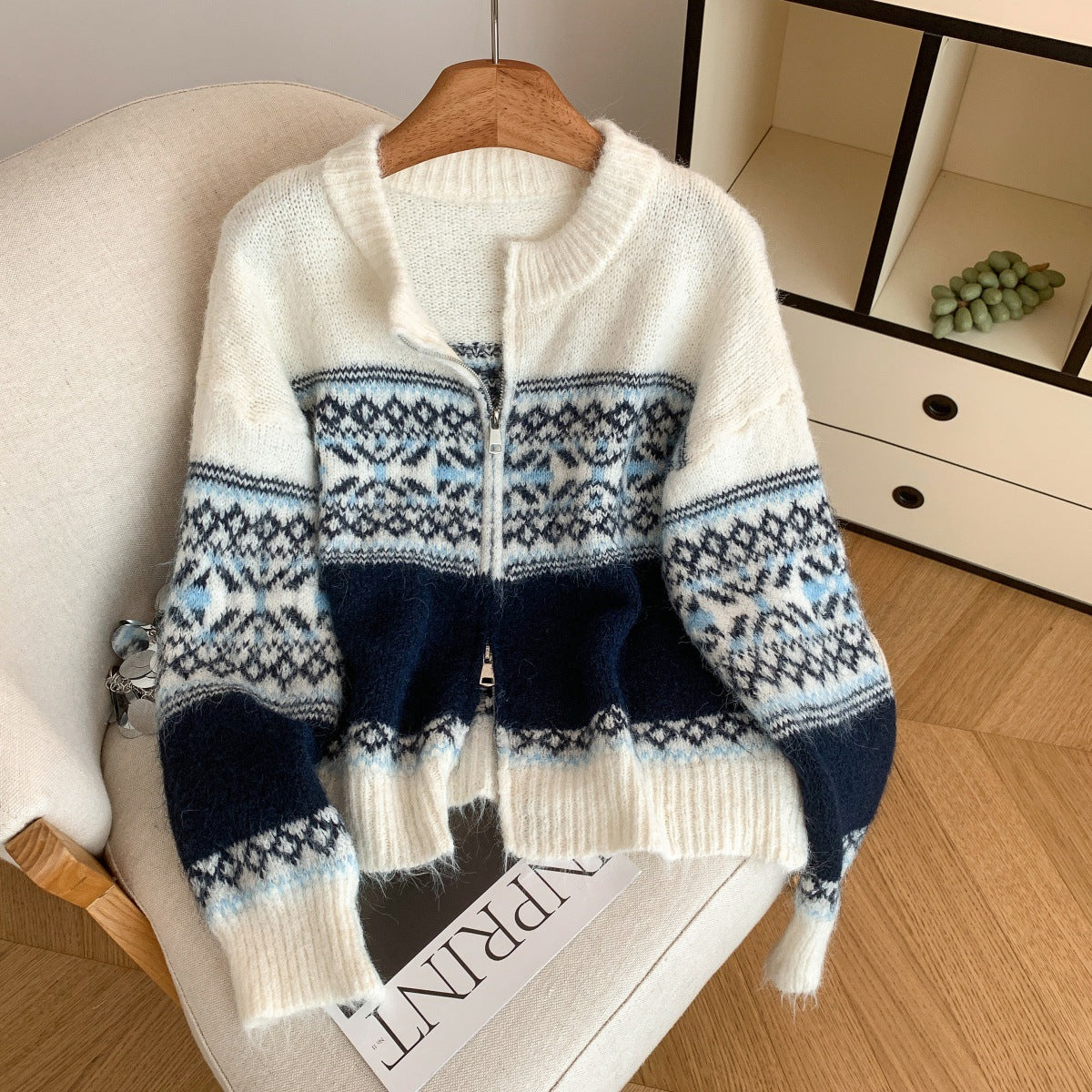 Retro Lazy Style Jacquard Long Sleeve Sweater Women