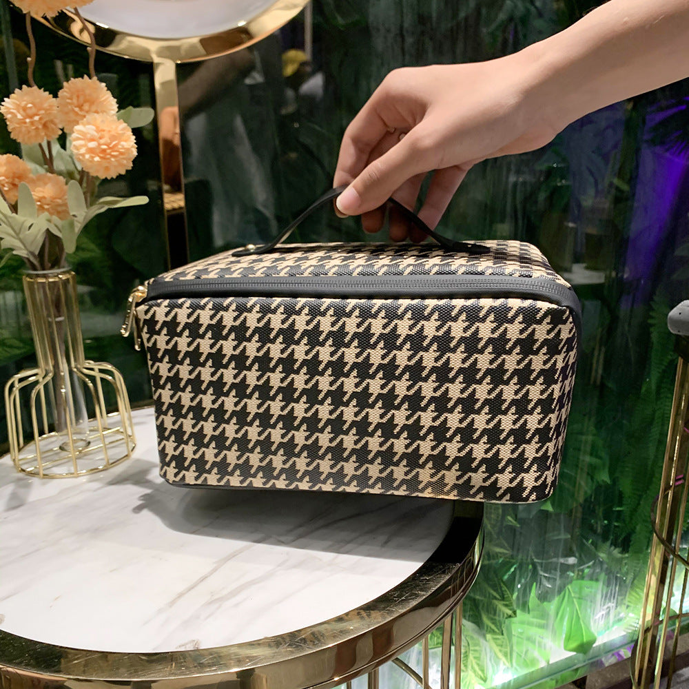 Waterproof Cosmetic Bag With Large Capacity And Portability