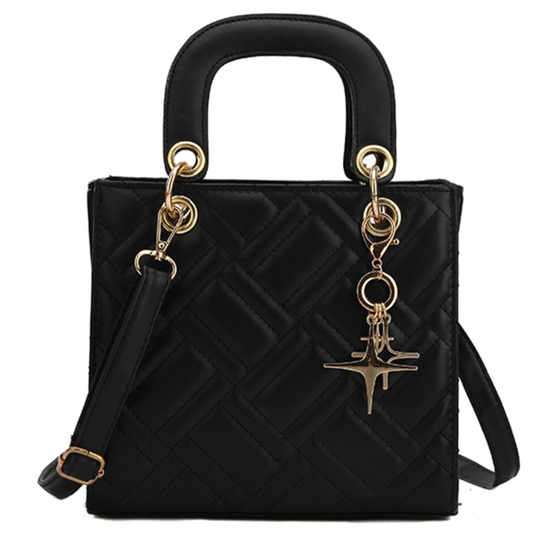 Manufacturer Wholesale Women's Bags New Women's Shoulder Bag XINGX Pendant All-matching Diamond Small Bag Women's