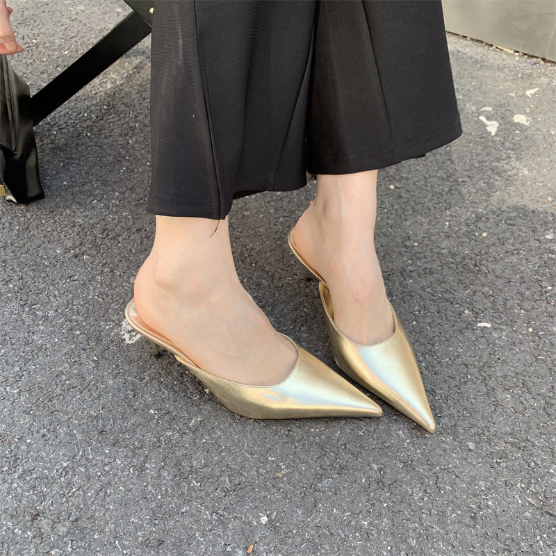 Dametøfler med spids tå og stiletthæl