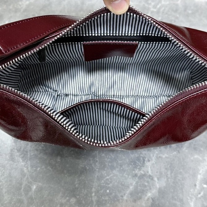 Dametaske i koskind, skuldertaske, crossbody, olievokset læderspandtaske