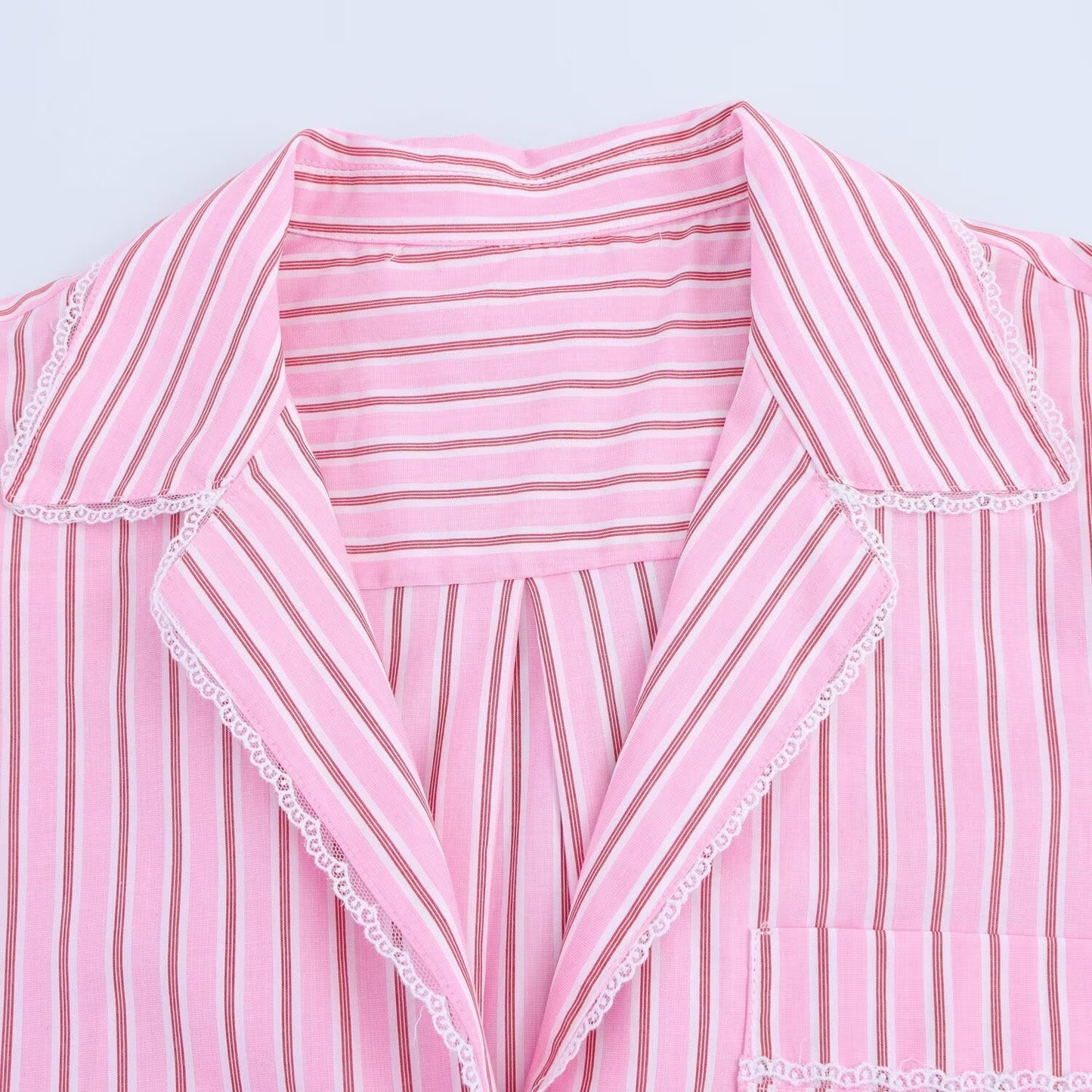 Women's Fashion Lapel Long-sleeved Pocket Striped Short Shirt