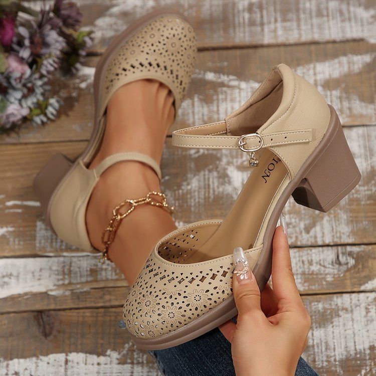 New Retro Easy Matching Hollow Out Mid Heel Toe Box Ankle-strap Buckle Pumps Women