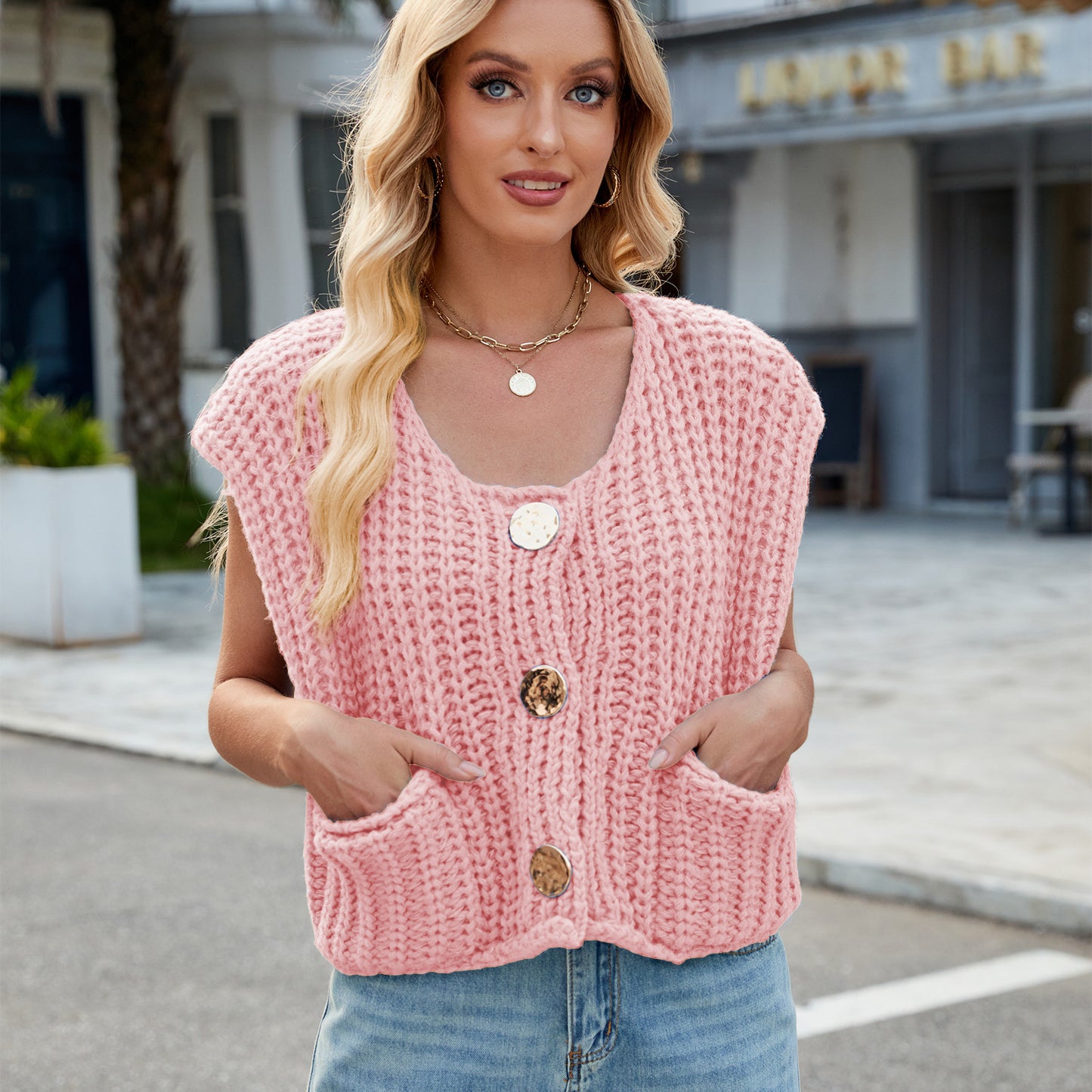 Women's V-neck Three-button Sleeveless Cardigan
