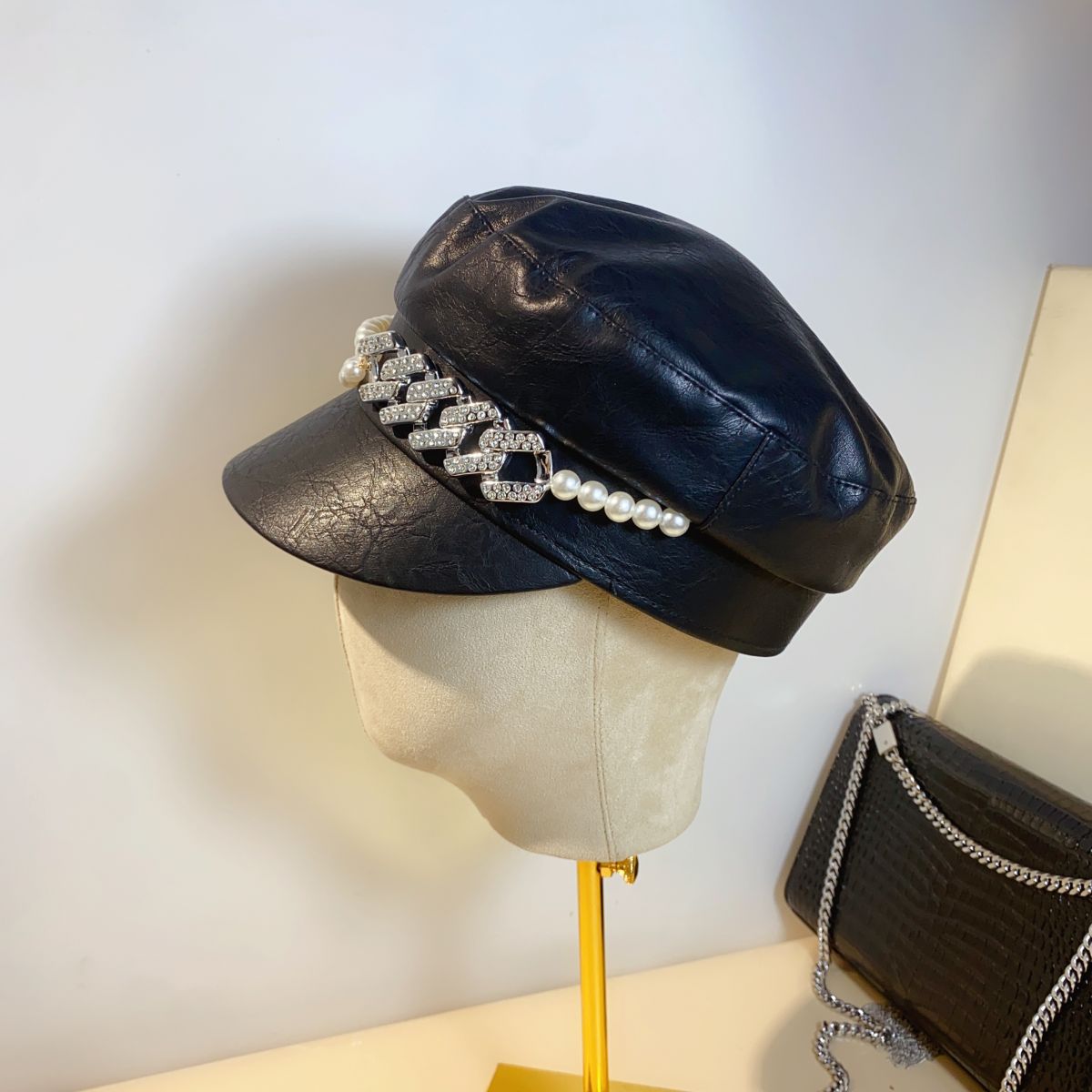 Rhinestone Flat Top Newsboy Cap Women's Korean-style All-match