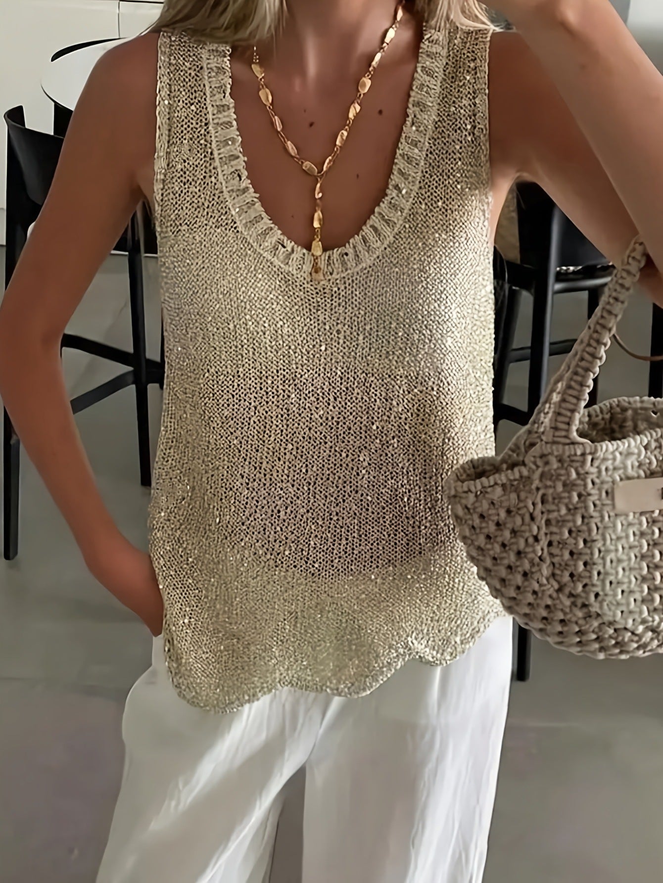 Versatile Loose-fit Sleeveless Sexy V-neck Top For Women