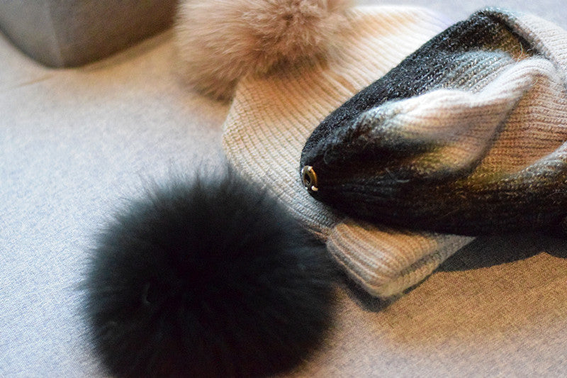Women's Casual Autumn And Winter Fox Fur Ball Wool Hat