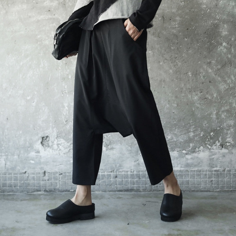 Thin Knitted Stitching Hanging Crotch Cropped Harem Pants