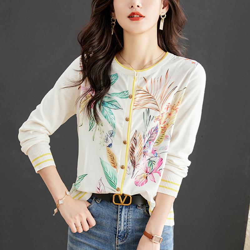 Women's Knitted Cardigan Spring And Autumn Coat Top