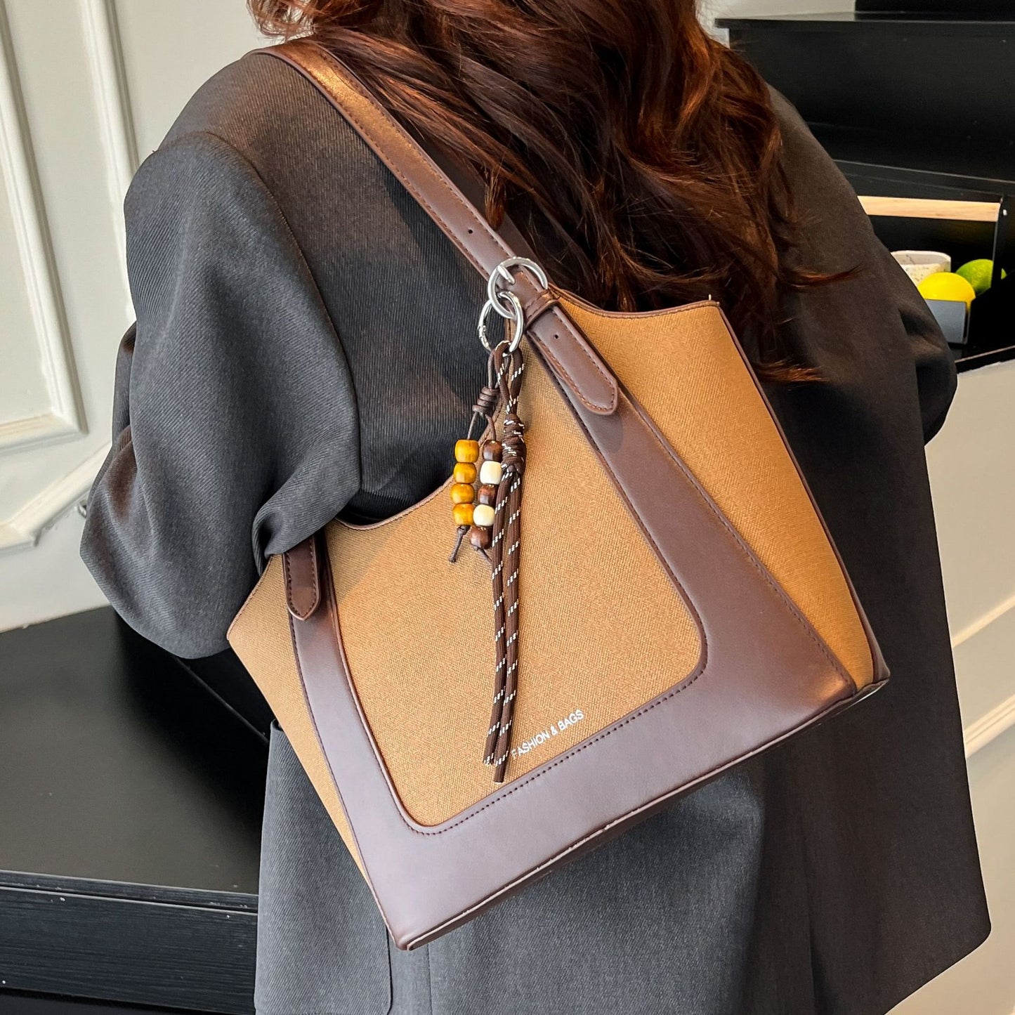 Womens Retro Commuter Tote Shoulder Bag