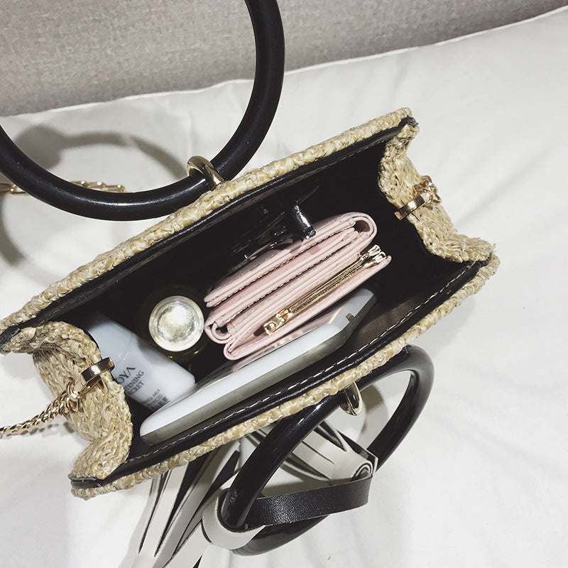 The New Korean Small Round Bag Made Of Grass Single Shoulder Bag Simple
