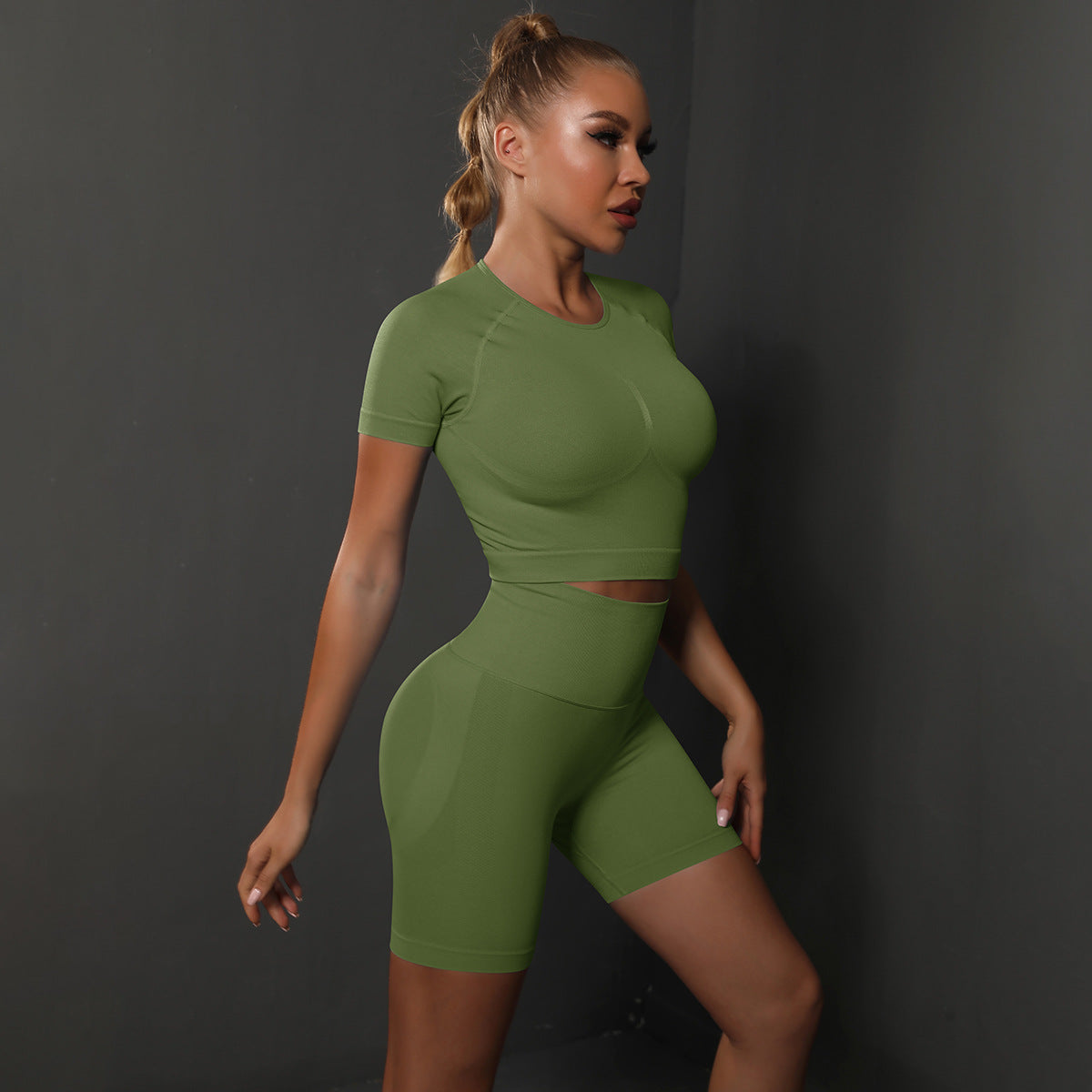 Summer New Seamless Solid Color High-Elastic Yoga Short-Sleeve Shorts Set