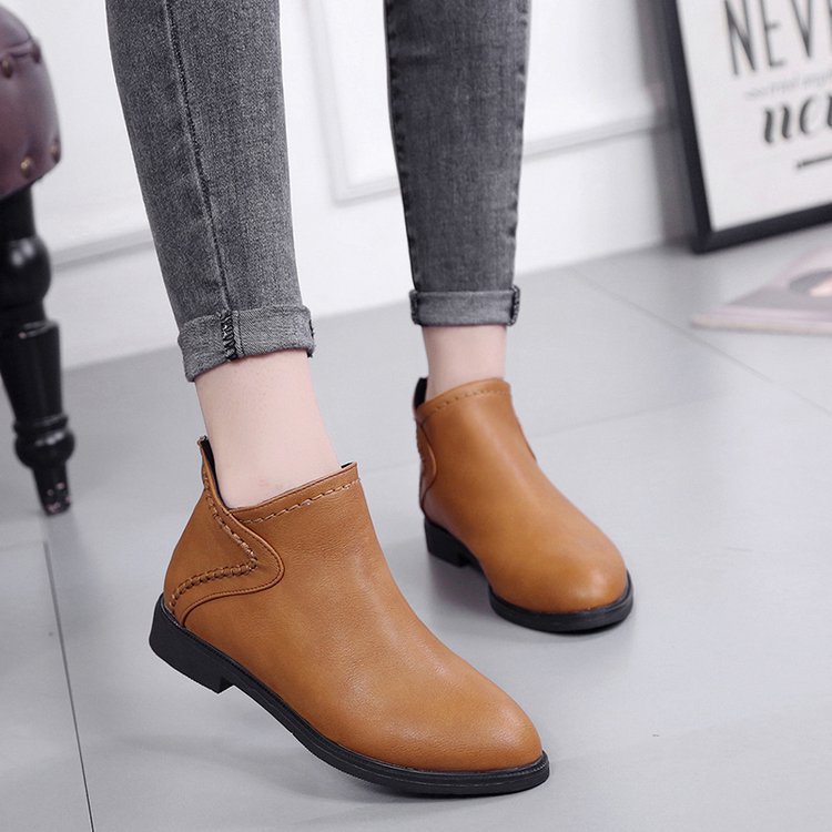 Women's Flat Heel Pointed Zip Martin Boots
