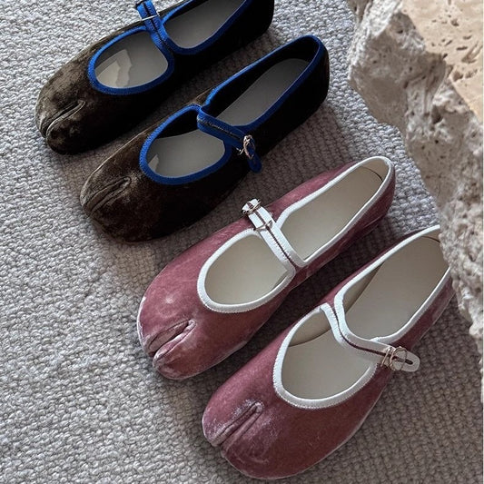 Womens Stylish Ballet Flats With A Single Strap