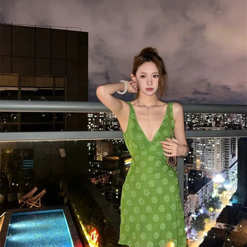 Summer New Vintage Niche Hollowed Waist-Cinching A-Line Skirt Short Dress