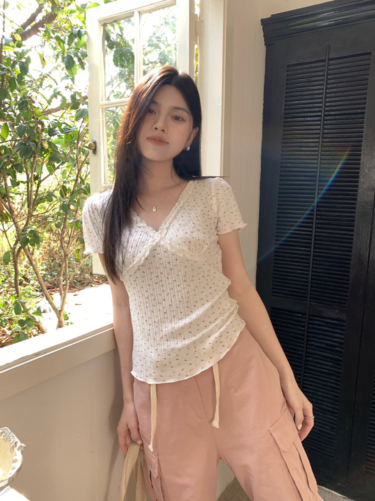 Dame Blonde V-hals Kortærmet T-shirt Slim-fit Croptop