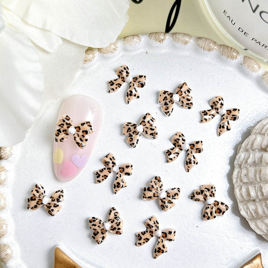 Maillard Leopard Bow Nail Accessories